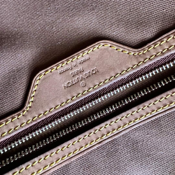 Cabas Mezzo tote shoulder bag monogram Carryall with Duster included - Picture 10 of 12